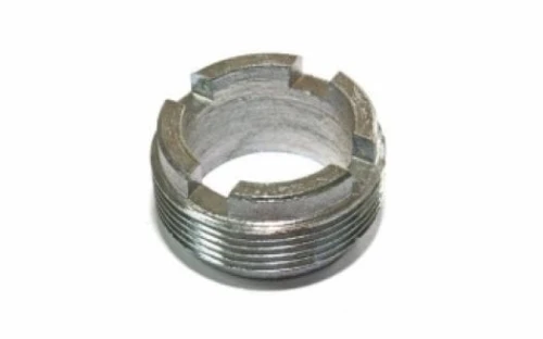 NAKRĘTKA GNIAZDA GŁOWICY MTZ 2401003118.JPG