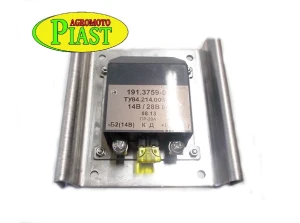 REGULATOR NAPIĘCIA Z BEZPIECZNIKIEM 191.3759-01 ELEKTRYKA MTZ BELARUS PRONAR            