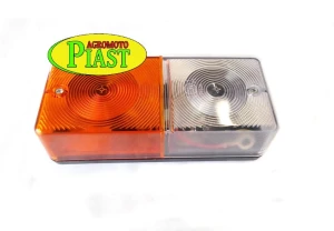 LAMPA PRZEDNIA BOCZNA PRAWA/LEWA  F402 ELEKTRYKA  MTZ BELARUS